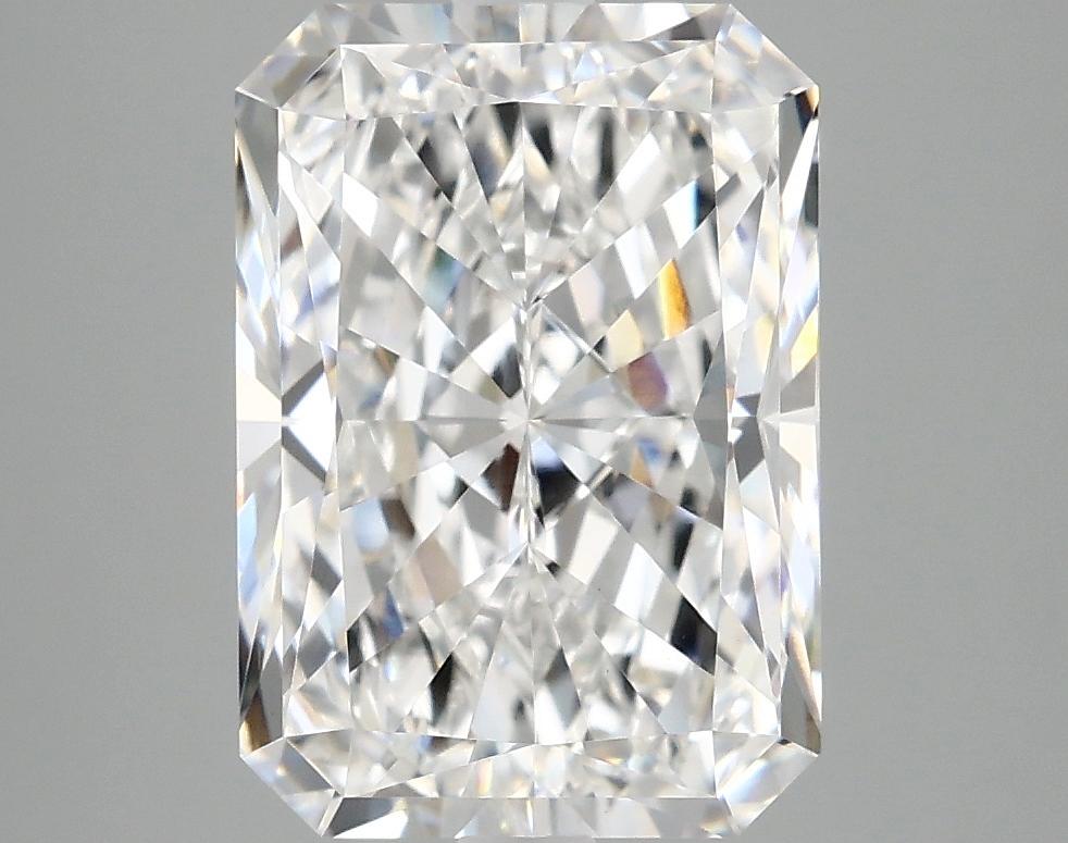 4.02 Carat Radiant Shaped Ideal Cut VVS2 IGI Certified Lab Grown Diamond
