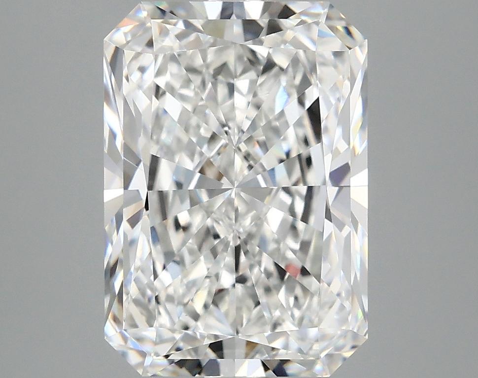 4.17 Carat Radiant Shaped Ideal Cut VVS2 IGI Certified Lab Grown Diamond