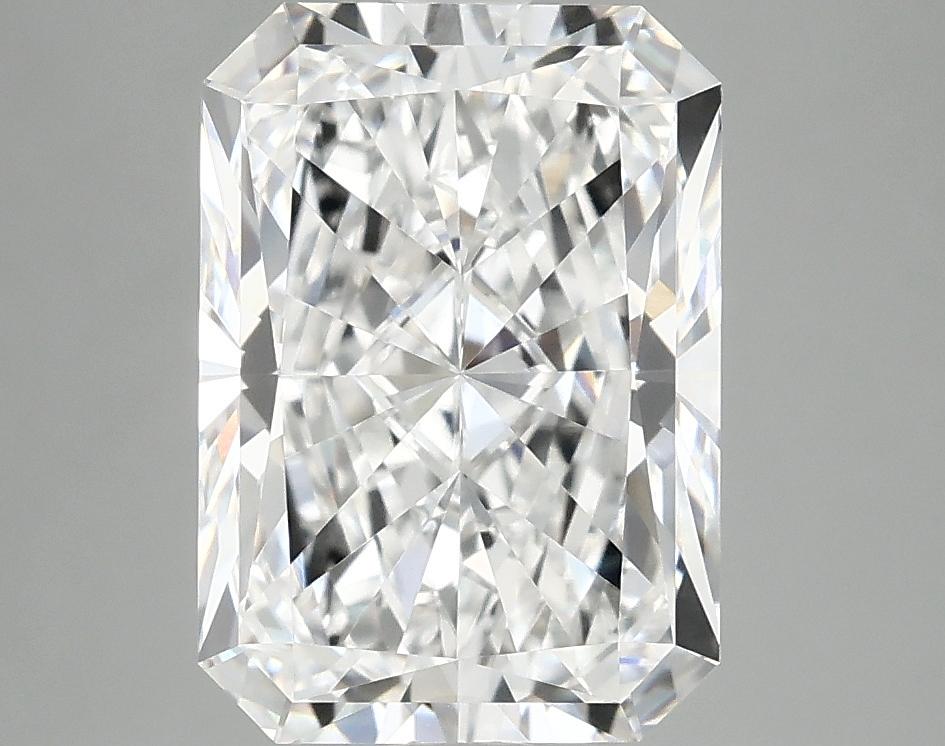 3.96 Carat Radiant Shaped Ideal Cut VVS2 IGI Certified Lab Grown Diamond