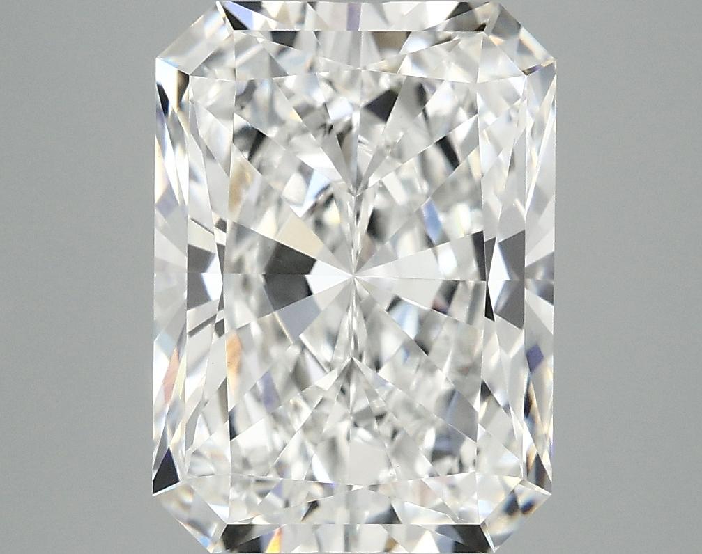 4.6 Carat Radiant Shaped Excellent Cut VVS2 IGI Certified Lab Grown Diamond