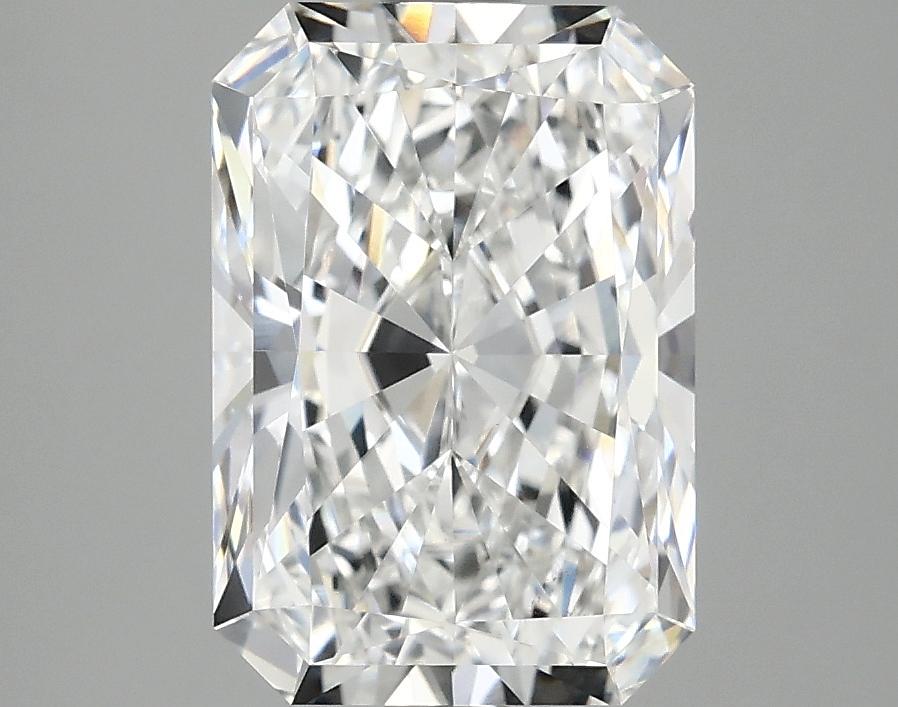3.07 Carat Radiant Shaped Ideal Cut VVS2 IGI Certified Lab Grown Diamond