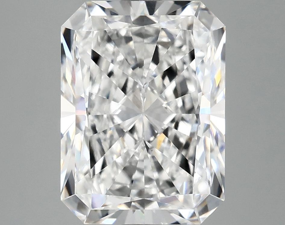 4.01 Carat Radiant Shaped Excellent Cut VVS2 IGI Certified Lab Grown Diamond
