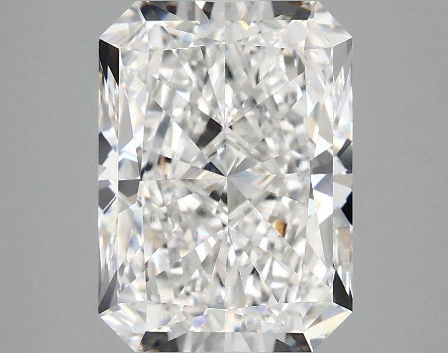 3.04 Carat Radiant Shaped Excellent Cut VVS2 IGI Certified Lab Grown Diamond