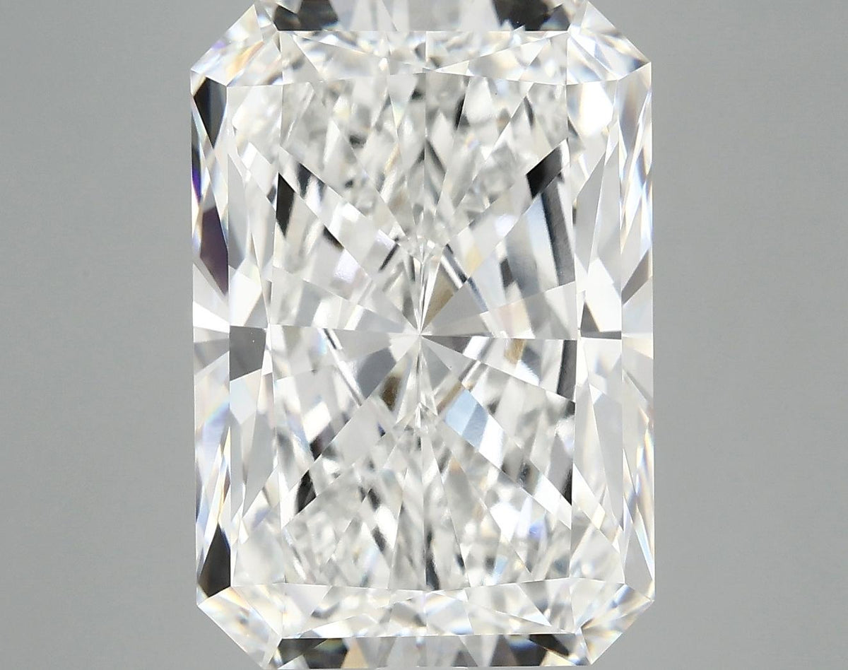 9.9 Carat Radiant Shaped Ideal Cut VVS2 IGI Certified Lab Grown Diamond