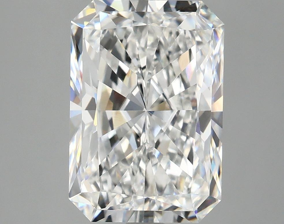 3.95 Carat Radiant Shaped Ideal Cut VVS2 IGI Certified Lab Grown Diamond