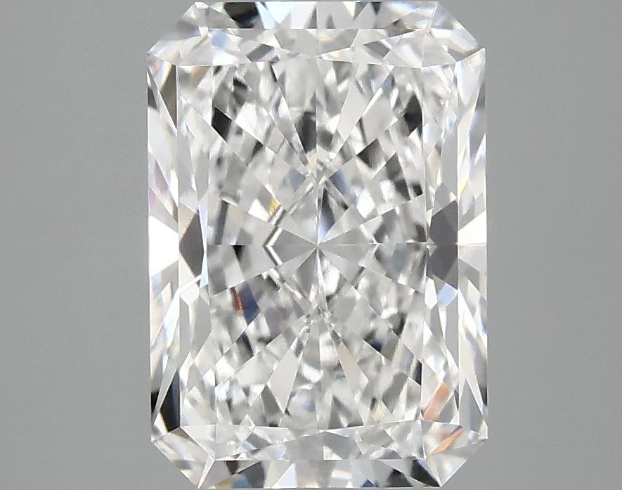 2.99 Carat Radiant Shaped Ideal Cut VVS2 IGI Certified Lab Grown Diamond
