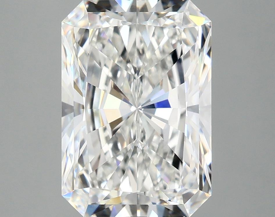 3.82 Carat Radiant Shaped Ideal Cut VVS2 IGI Certified Lab Grown Diamond