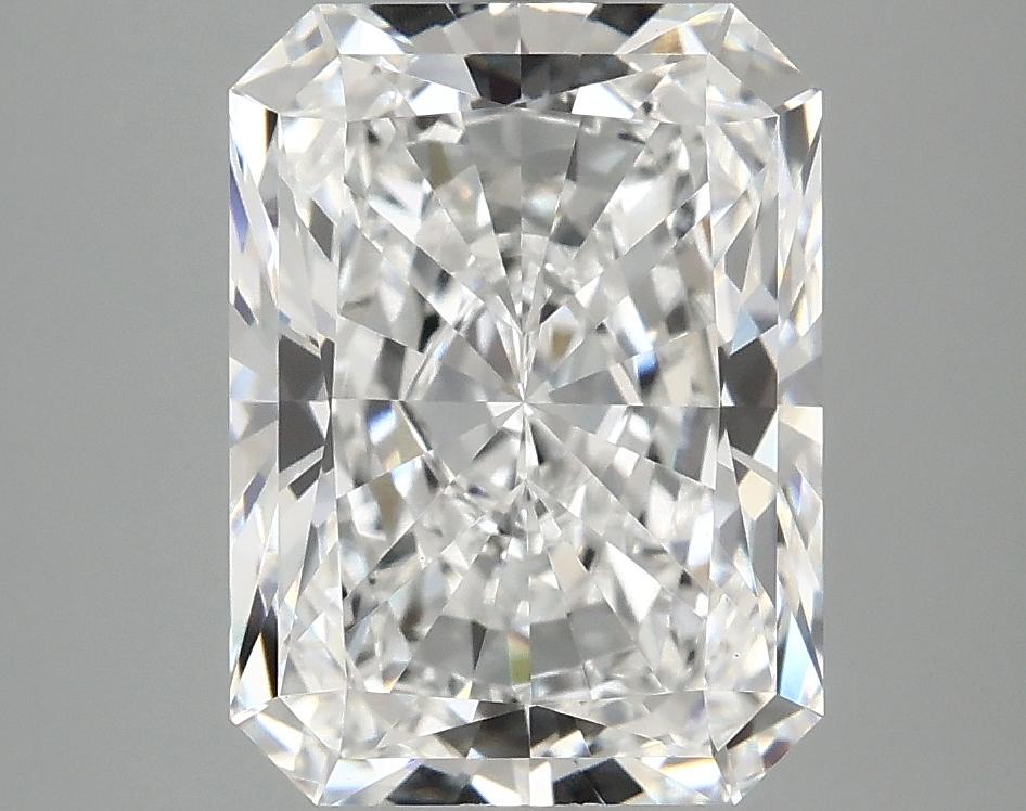 4.02 Carat Radiant Shaped Excellent Cut VVS2 IGI Certified Lab Grown Diamond