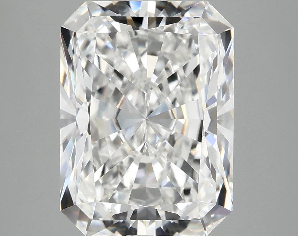 4.17 Carat Radiant Shaped Excellent Cut VVS2 IGI Certified Lab Grown Diamond