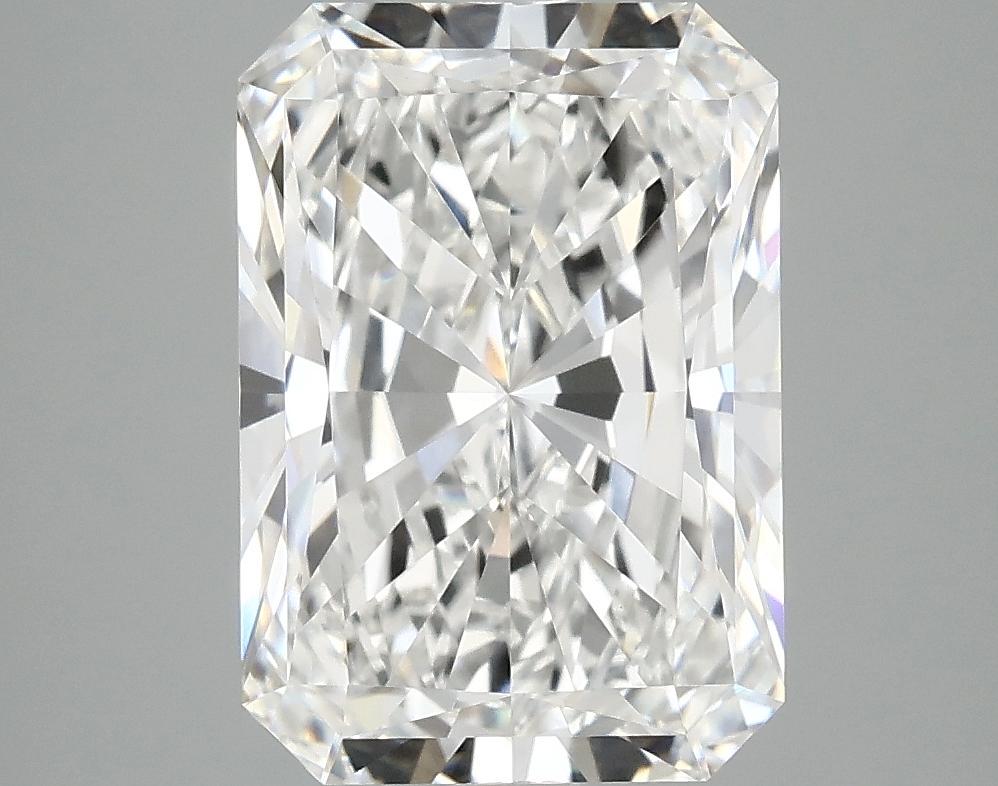 4.19 Carat Radiant Shaped Ideal Cut VVS2 IGI Certified Lab Grown Diamond
