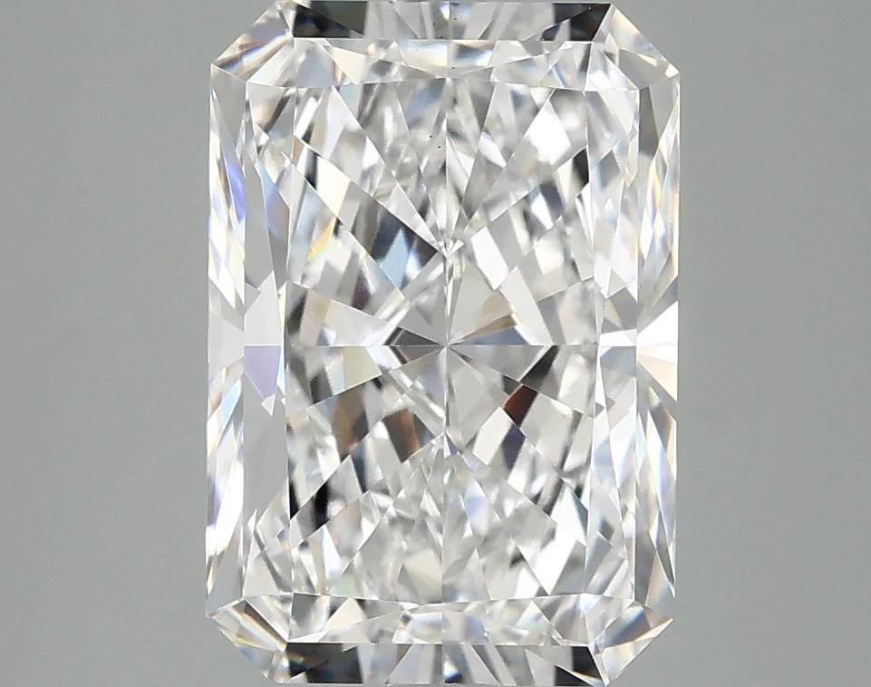 3.85 Carat Radiant Shaped Ideal Cut VS1 IGI Certified Lab Grown Diamond