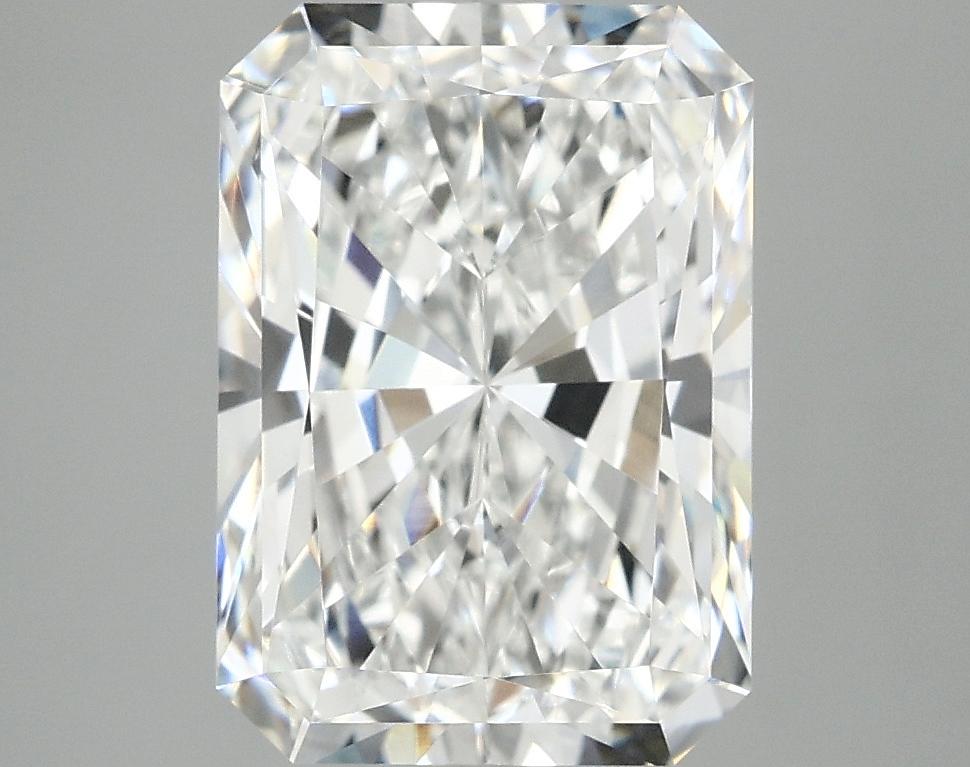 4.01 Carat Radiant Shaped Ideal Cut VS1 IGI Certified Lab Grown Diamond