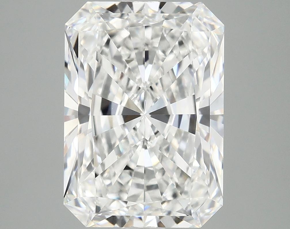 4.05 Carat Radiant Shaped Ideal Cut VVS2 IGI Certified Lab Grown Diamond