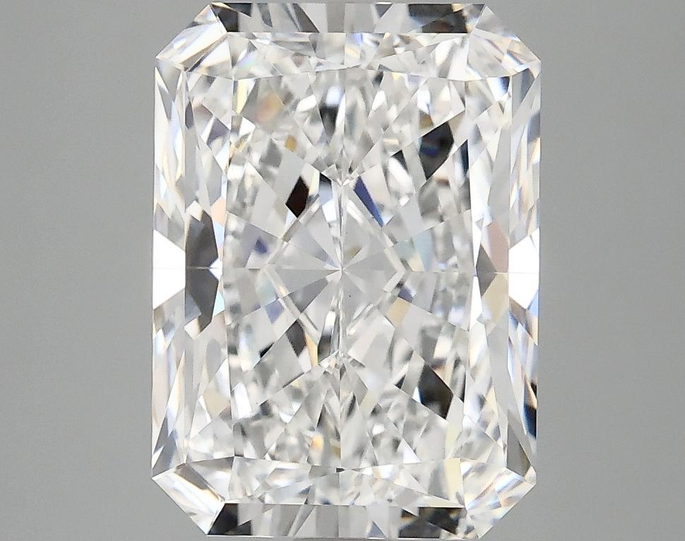 3.94 Carat Radiant Shaped Ideal Cut VVS2 IGI Certified Lab Grown Diamond
