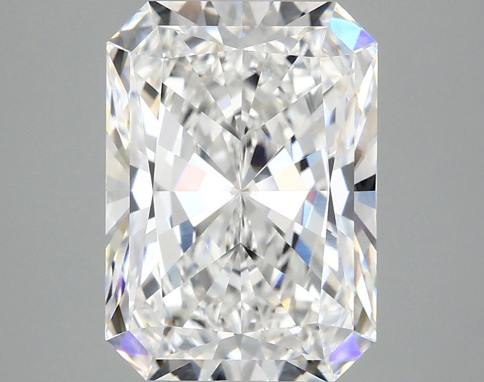 4.16 Carat Radiant Shaped Ideal Cut VVS2 IGI Certified Lab Grown Diamond