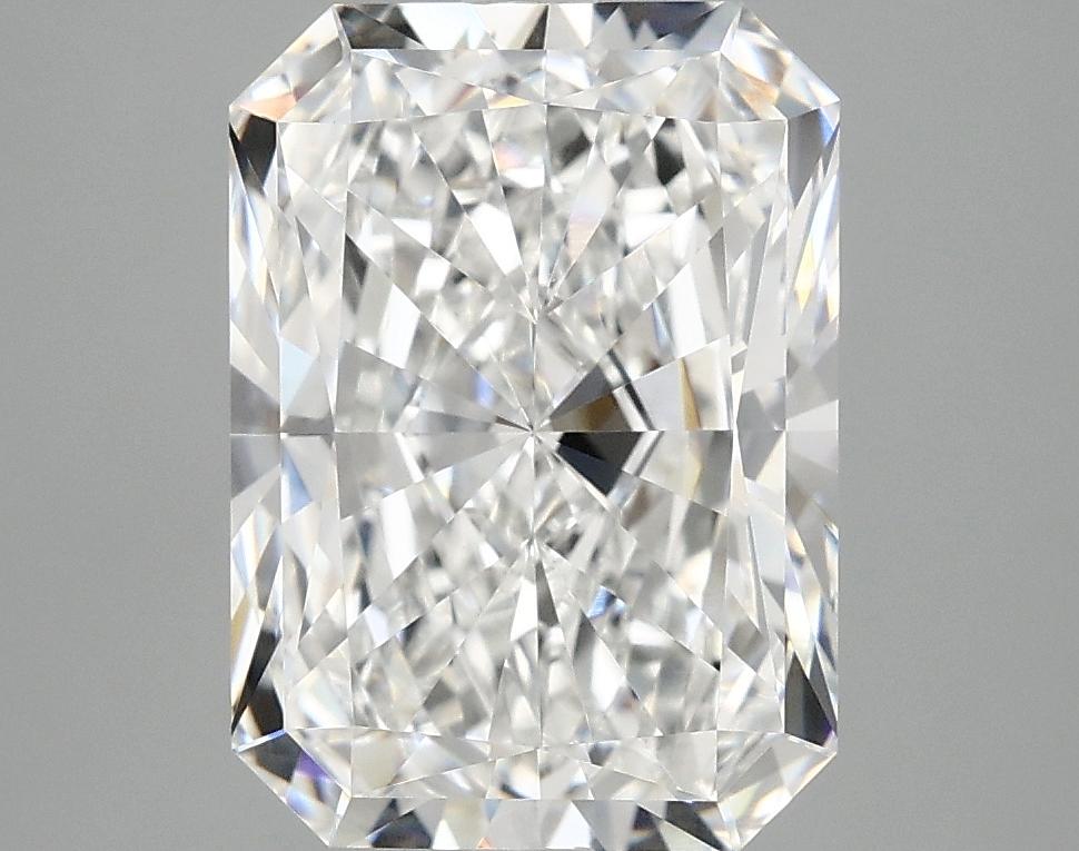3.97 Carat Radiant Shaped Ideal Cut VVS2 IGI Certified Lab Grown Diamond