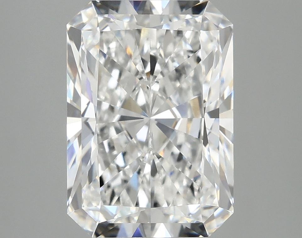 4.1 Carat Radiant Shaped Ideal Cut VVS2 IGI Certified Lab Grown Diamond