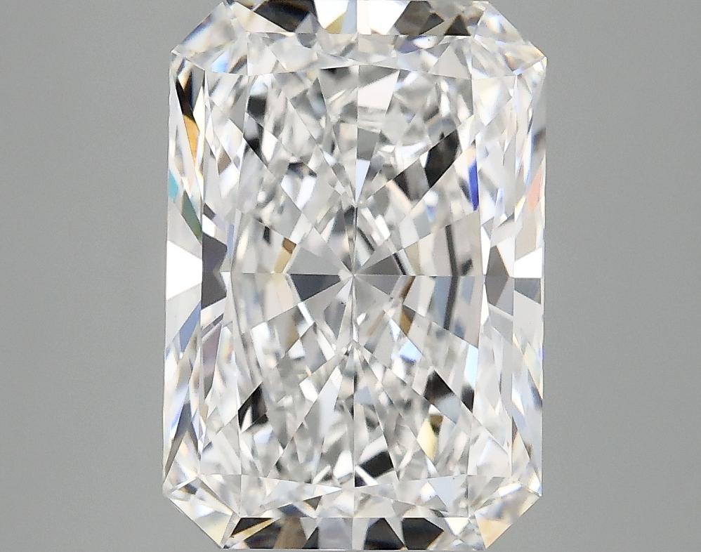 4.07 Carat Radiant Shaped Ideal Cut VS1 IGI Certified Lab Grown Diamond