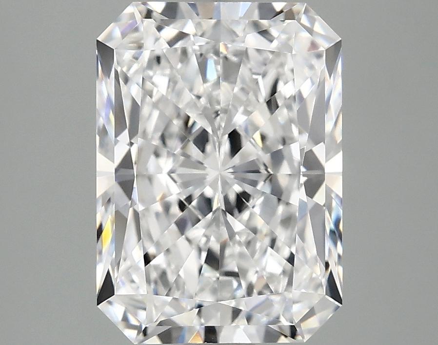 3.1 Carat Radiant Shaped Excellent Cut VVS2 IGI Certified Lab Grown Diamond