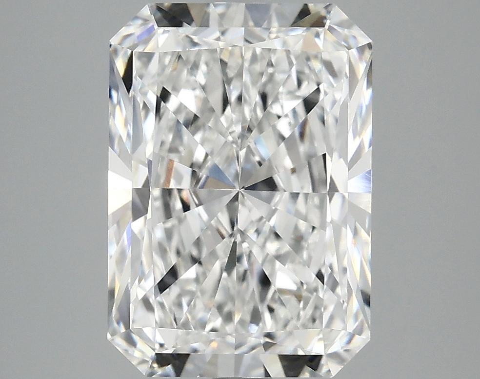 4.16 Carat Radiant Shaped Ideal Cut VVS2 IGI Certified Lab Grown Diamond