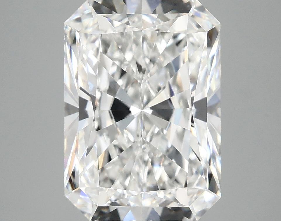 4.1 Carat Radiant Shaped Ideal Cut VVS2 IGI Certified Lab Grown Diamond