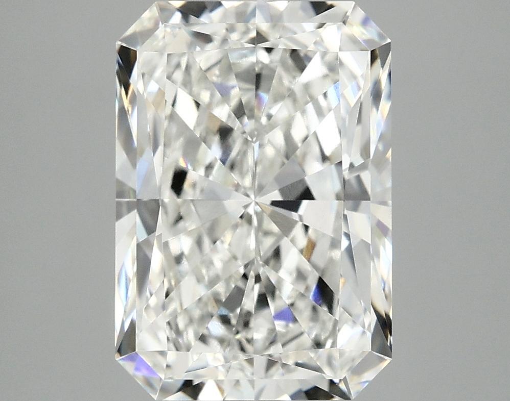 4.05 Carat Radiant Shaped Ideal Cut VVS2 IGI Certified Lab Grown Diamond