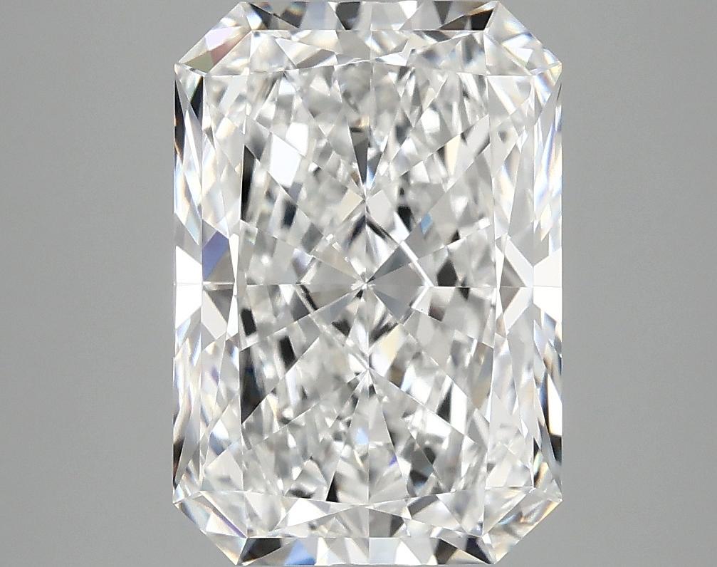 3.84 Carat Radiant Shaped Ideal Cut VVS2 IGI Certified Lab Grown Diamond