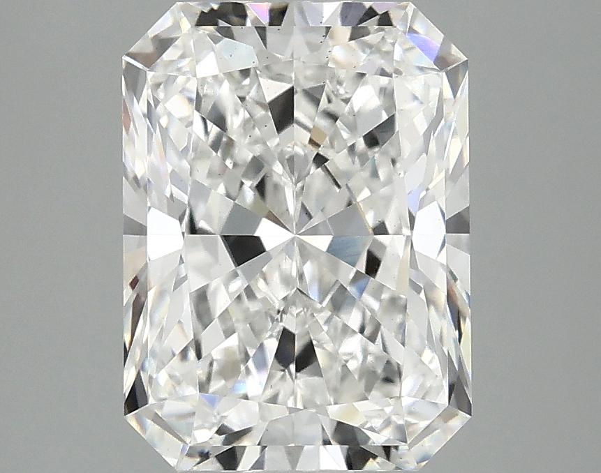 3.18 Carat Radiant Shaped Excellent Cut VS2 IGI Certified Lab Grown Diamond