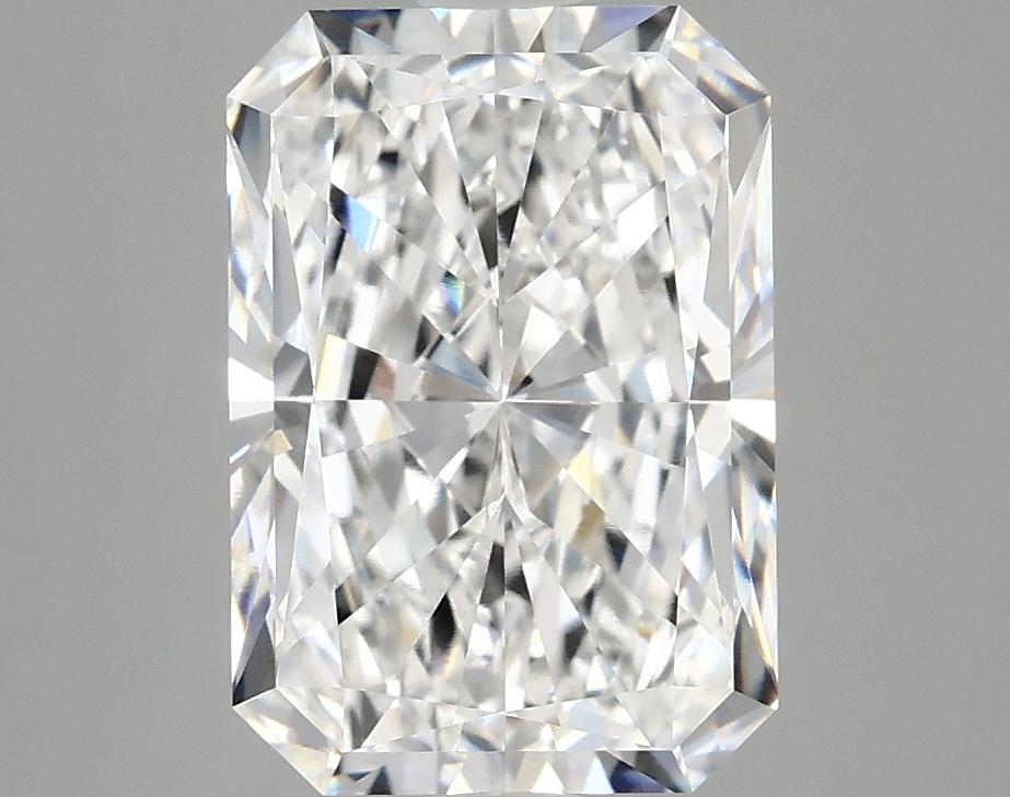 3.07 Carat Radiant Shaped Ideal Cut VVS2 IGI Certified Lab Grown Diamond
