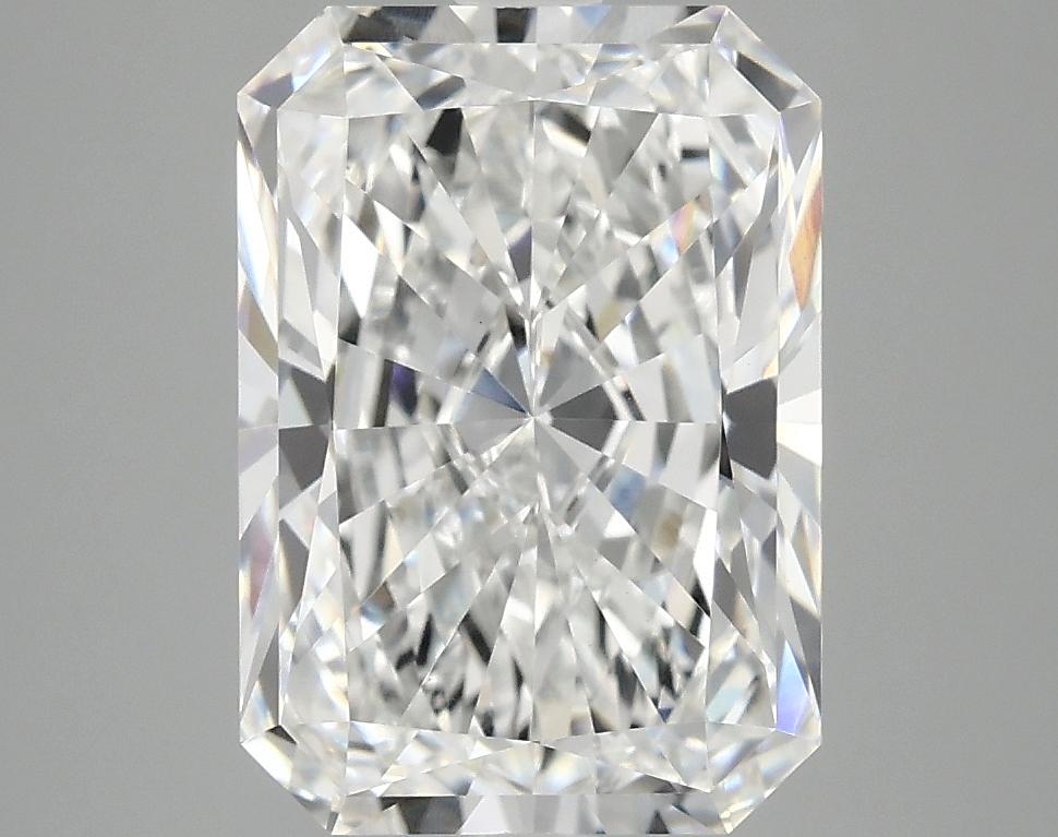 3.94 Carat Radiant Shaped Ideal Cut VVS2 IGI Certified Lab Grown Diamond