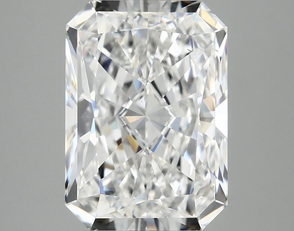 3.76 Carat Radiant Shaped Ideal Cut VS2 IGI Certified Lab Grown Diamond