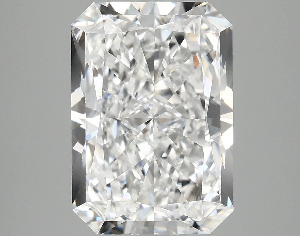 4.1 Carat Radiant Shaped Ideal Cut VVS2 IGI Certified Lab Grown Diamond