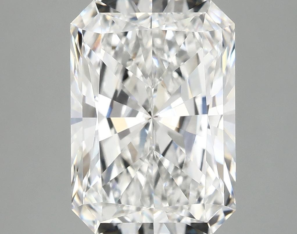 3.87 Carat Radiant Shaped Ideal Cut VVS2 IGI Certified Lab Grown Diamond