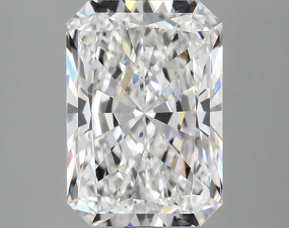 3.9 Carat Radiant Shaped Ideal Cut VVS2 IGI Certified Lab Grown Diamond