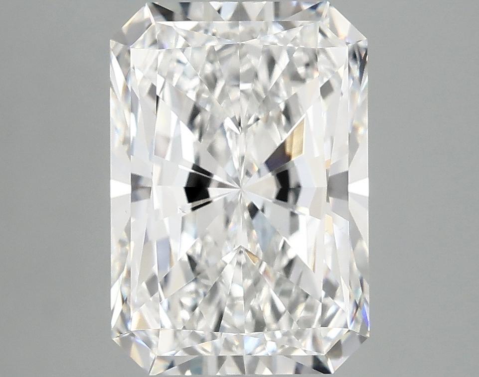 3.87 Carat Radiant Shaped Ideal Cut VS2 IGI Certified Lab Grown Diamond