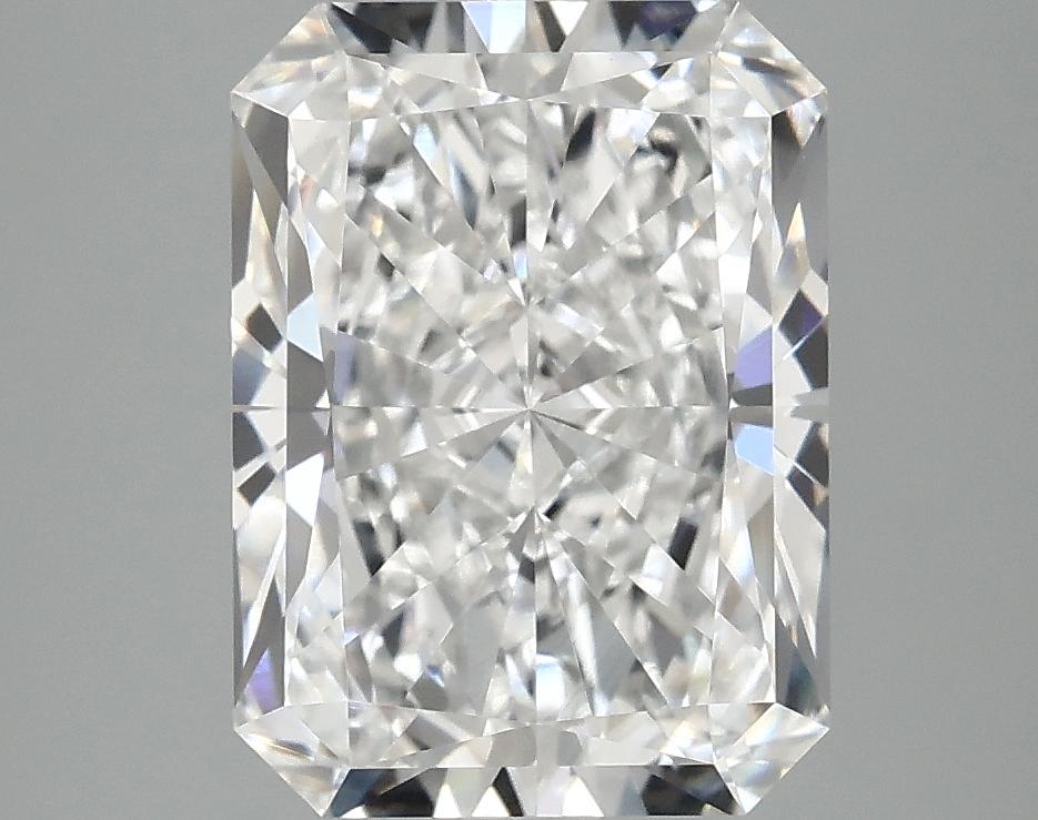 4.04 Carat Radiant Shaped Excellent Cut VVS2 IGI Certified Lab Grown Diamond