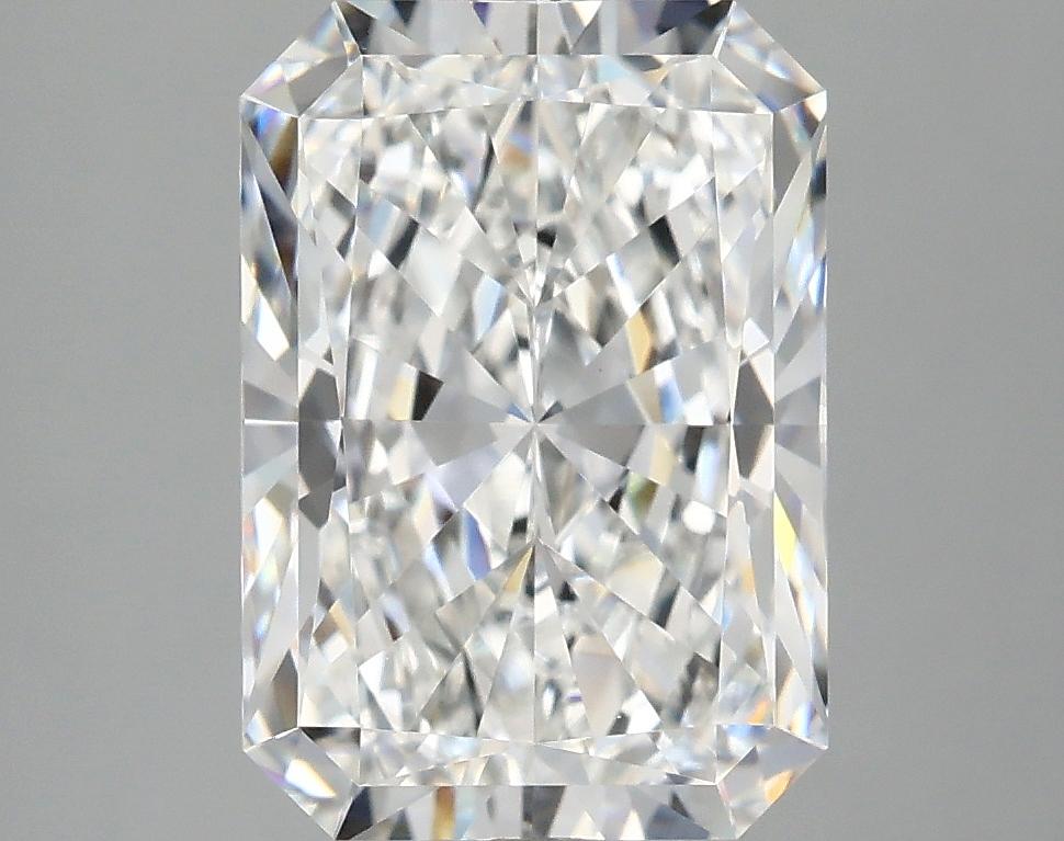 4.09 Carat Radiant Shaped Ideal Cut VVS2 IGI Certified Lab Grown Diamond