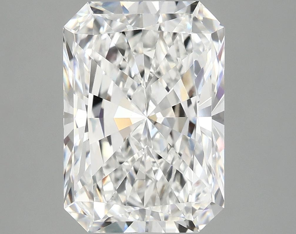 3.96 Carat Radiant Shaped Ideal Cut VVS2 IGI Certified Lab Grown Diamond