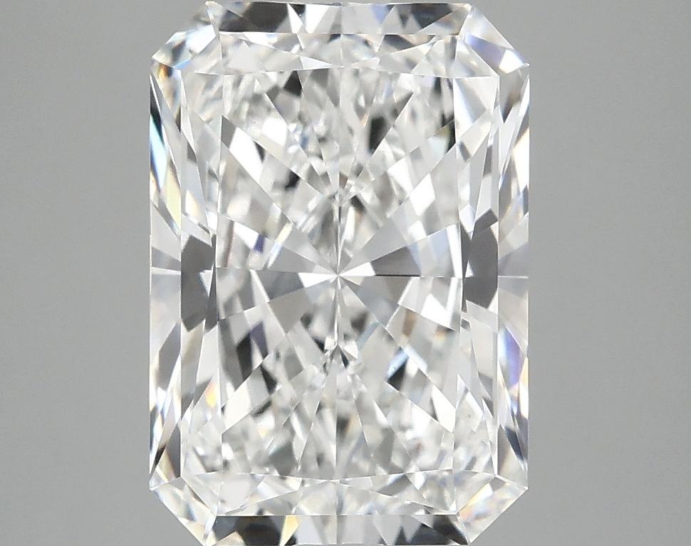 4.0 Carat Radiant Shaped Ideal Cut VVS2 IGI Certified Lab Grown Diamond