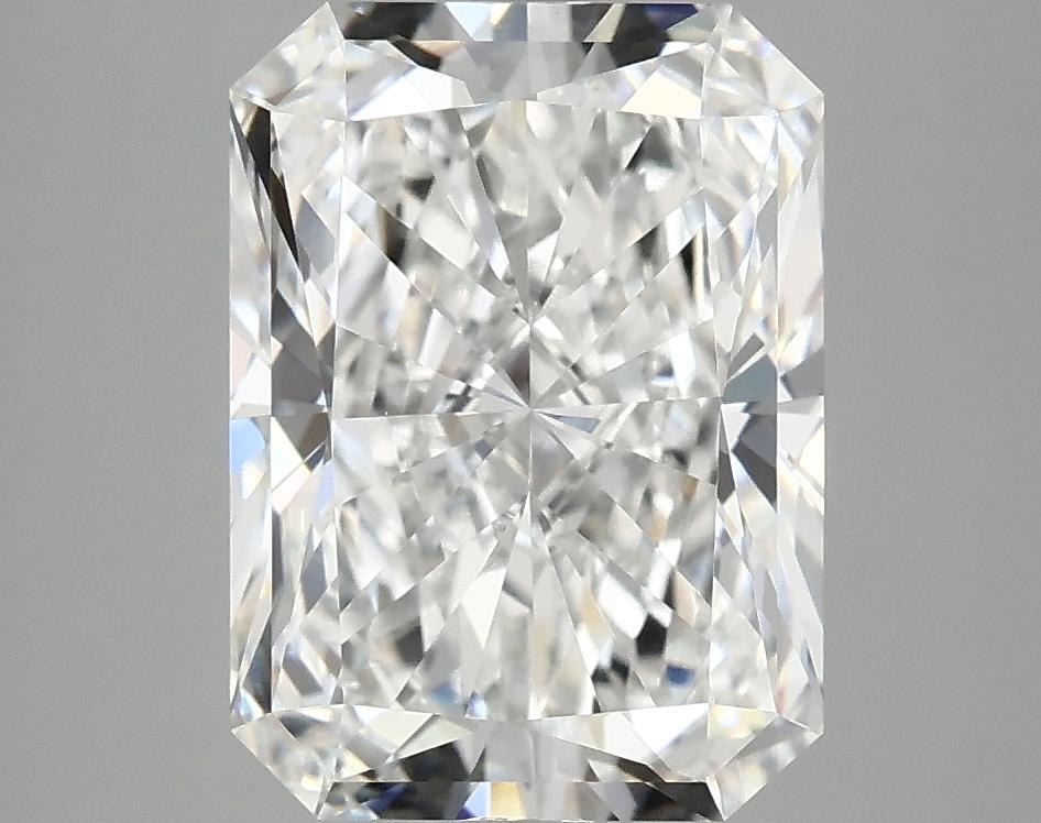 4.05 Carat Radiant Shaped Excellent Cut VVS2 IGI Certified Lab Grown Diamond
