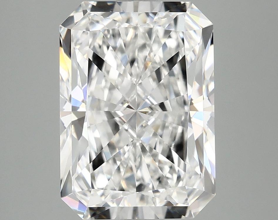 3.83 Carat Radiant Shaped Ideal Cut VVS2 IGI Certified Lab Grown Diamond