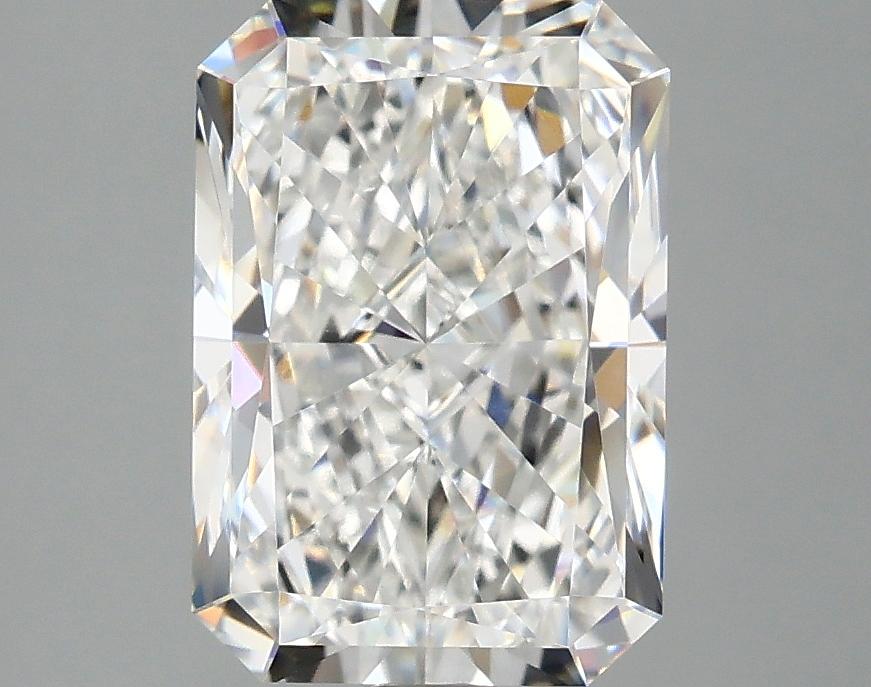 2.97 Carat Radiant Shaped Ideal Cut VVS2 IGI Certified Lab Grown Diamond