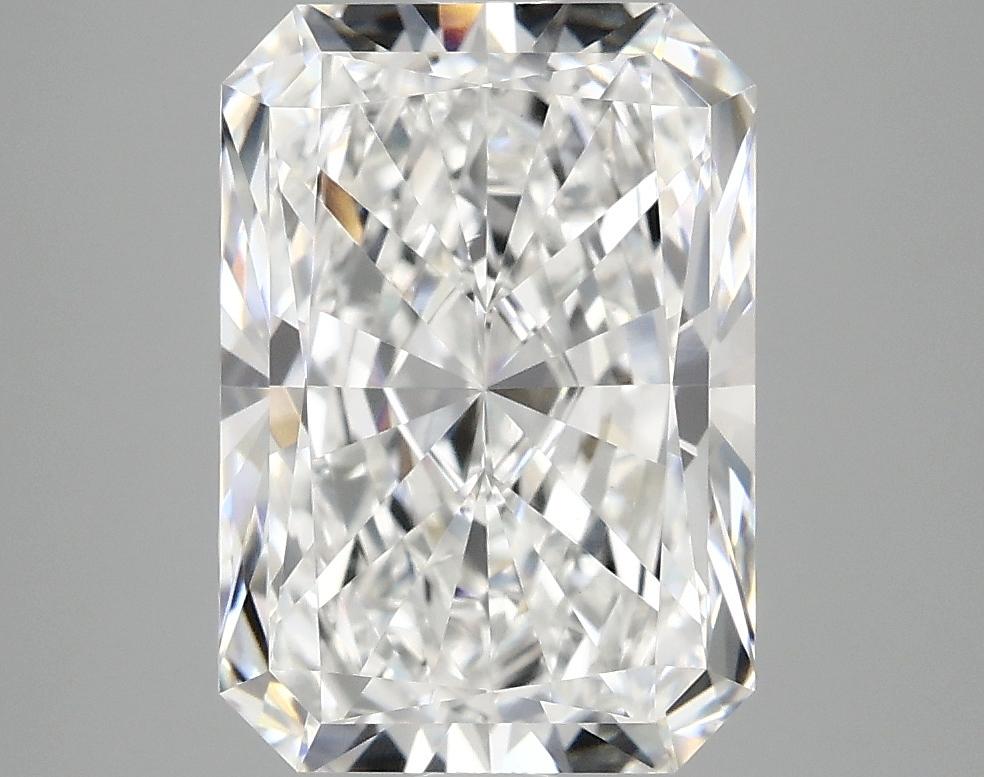 4.18 Carat Radiant Shaped Ideal Cut VS1 IGI Certified Lab Grown Diamond