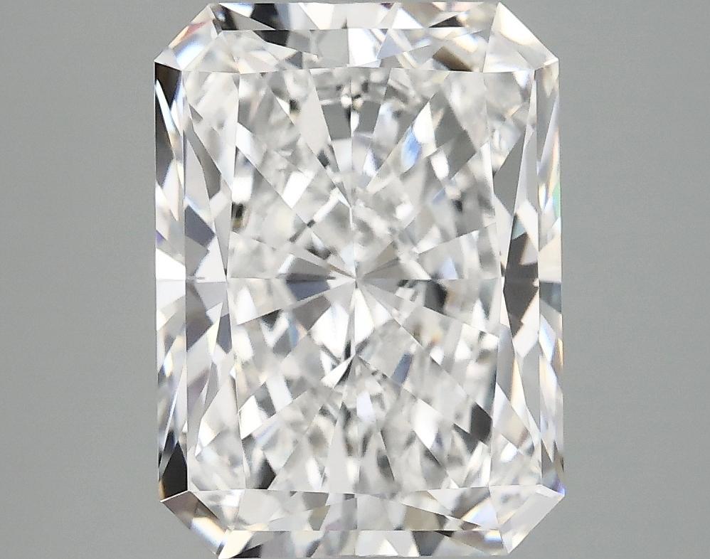 4.01 Carat Radiant Shaped Excellent Cut VVS2 IGI Certified Lab Grown Diamond