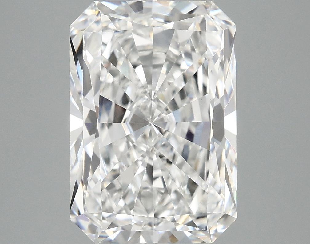 4.05 Carat Radiant Shaped Ideal Cut VVS2 IGI Certified Lab Grown Diamond