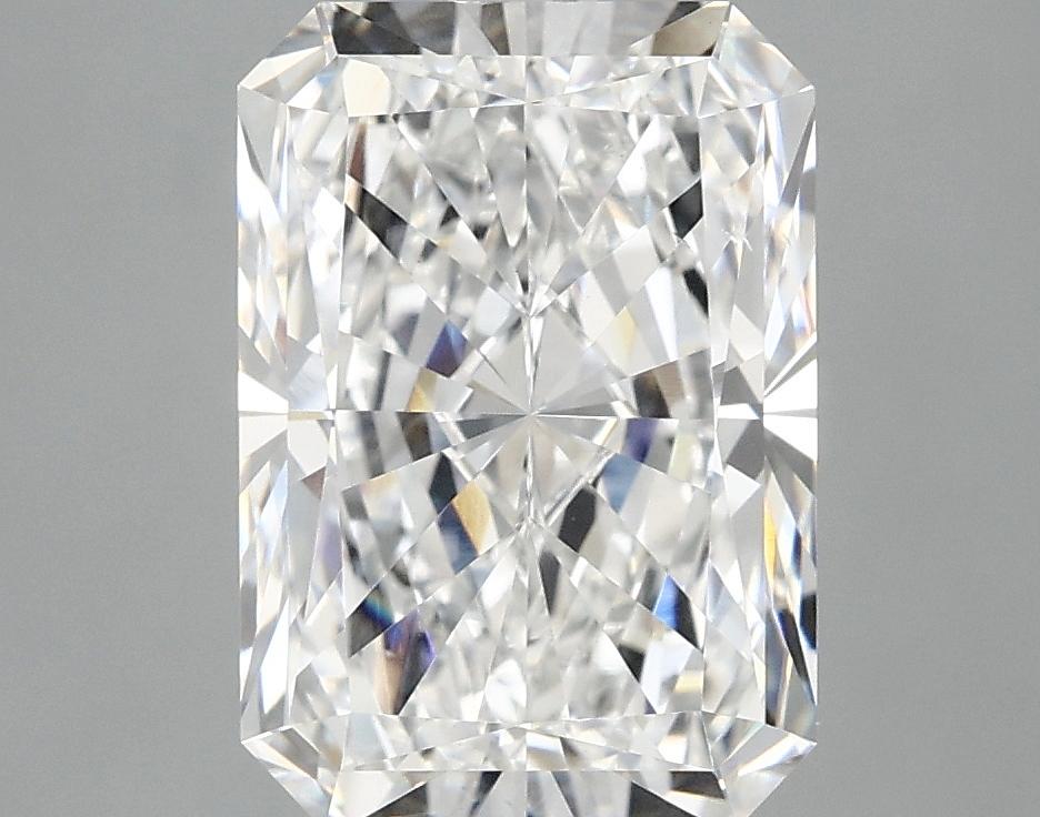 3.99 Carat Radiant Shaped Ideal Cut VS2 IGI Certified Lab Grown Diamond