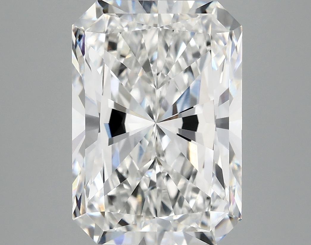 3.86 Carat Radiant Shaped Ideal Cut VVS2 IGI Certified Lab Grown Diamond