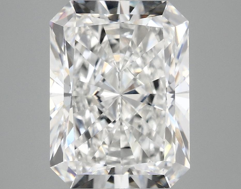 3.76 Carat Radiant Shaped Excellent Cut VVS2 IGI Certified Lab Grown Diamond