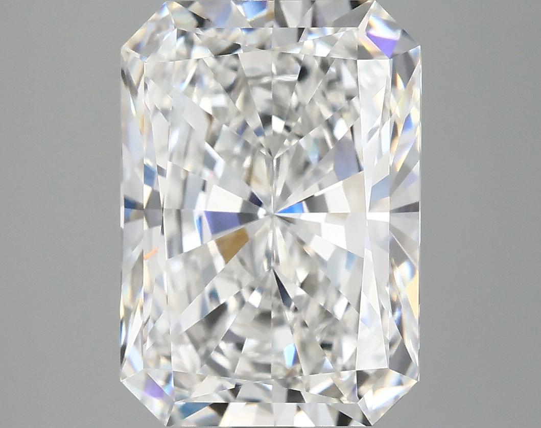 4.05 Carat Radiant Shaped Ideal Cut VVS2 IGI Certified Lab Grown Diamond