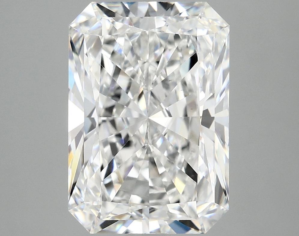 4.05 Carat Radiant Shaped Ideal Cut VVS2 IGI Certified Lab Grown Diamond